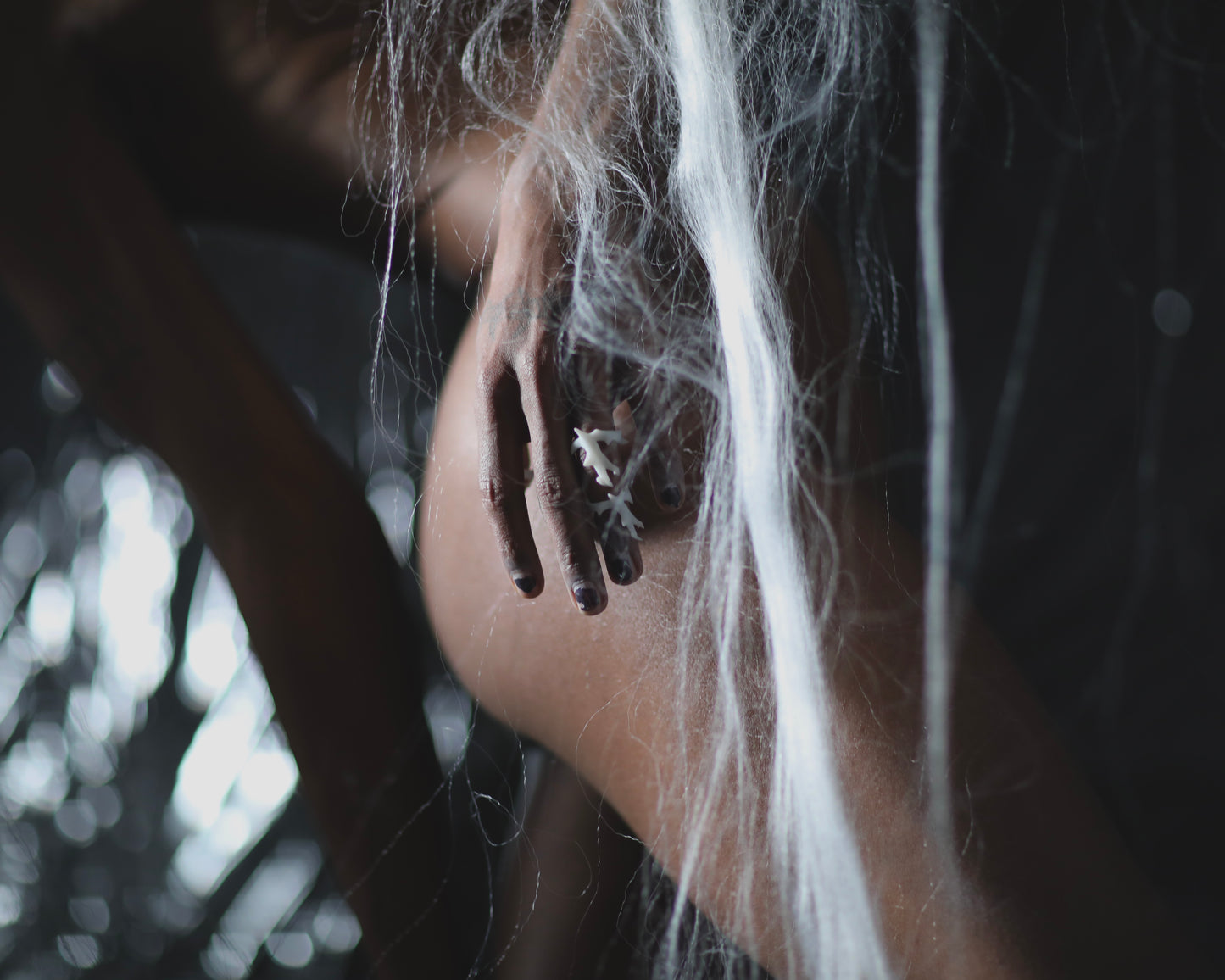 Frozen Thorns – Transparent Claw Ring