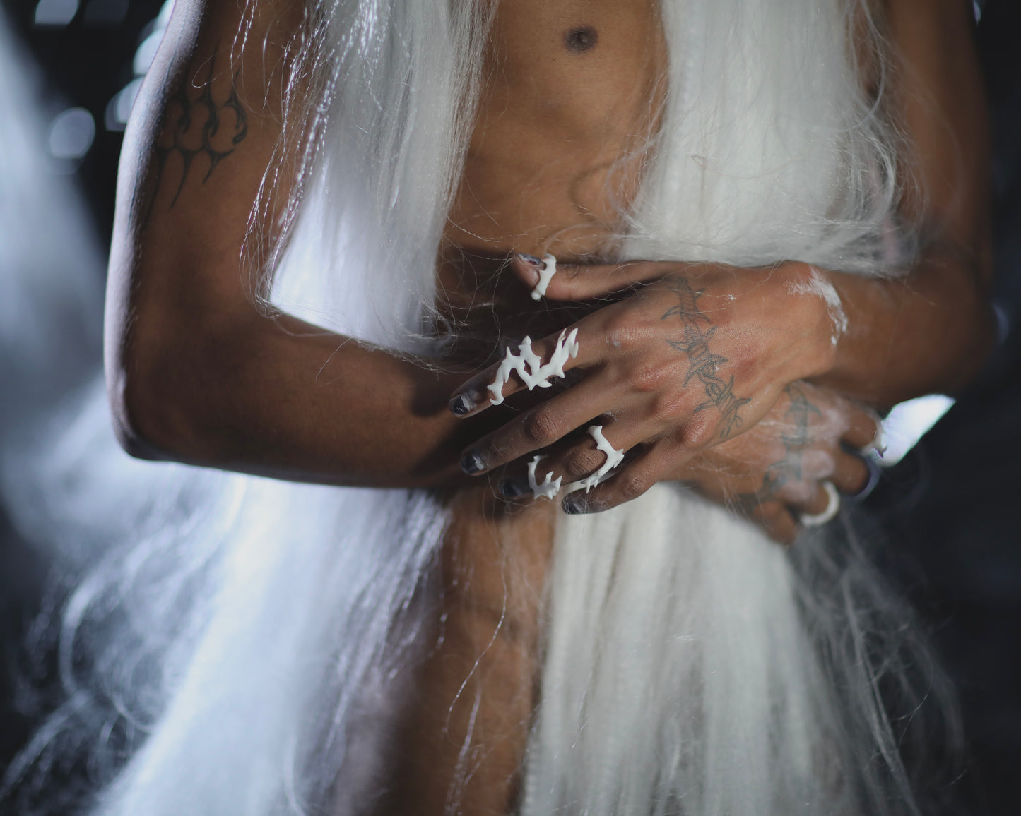 Frozen Thorns – Transparent Dragonbone Ring