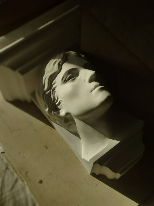 Androgyne Plaster Console