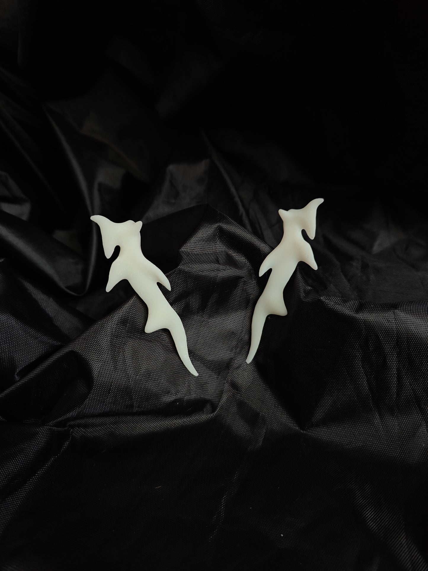 Thorn Of Affection Hairclip