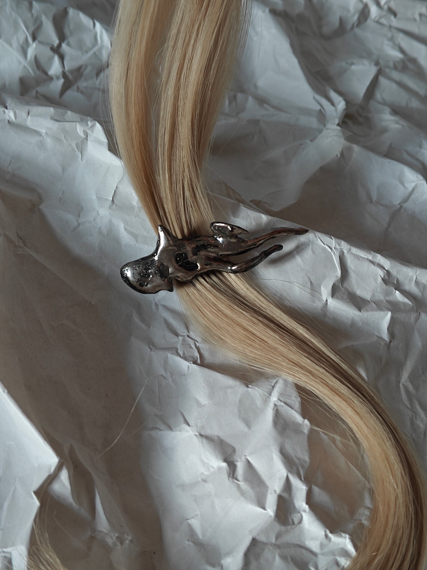 Liquid Metal - Thorn Of A Fin Hairclip