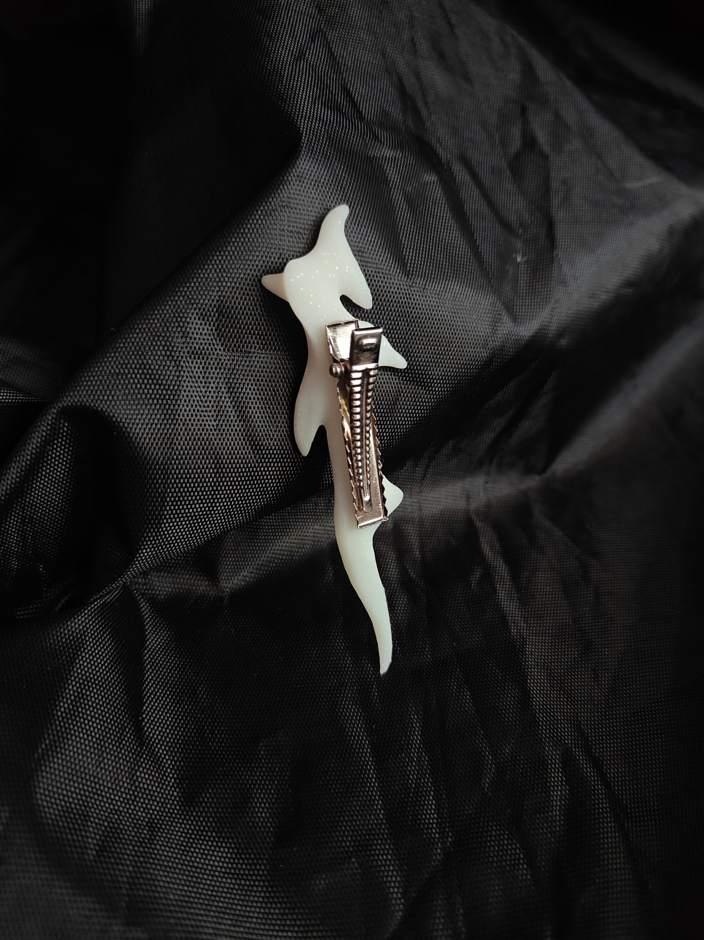 Thorn Of Affection Hairclip